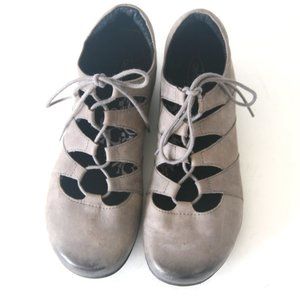 Size 6.5 - AETREX Women's Gray Leather Lace Up Round Toe Flat Shoes